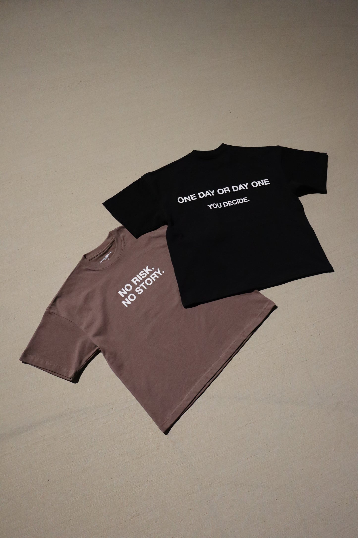 'No Risk No Story' Clay Tee